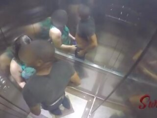 Sorayyaa e leo ogro foram pegos fudendo לא elevador