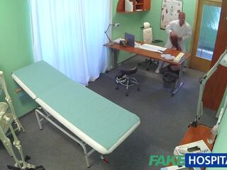 Fakehospital medico cures seductor paciente con un pesado miembro | xhamster