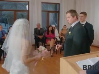 Bride4k&period; vestuvės cancellation code&colon; blogai pavadinimas